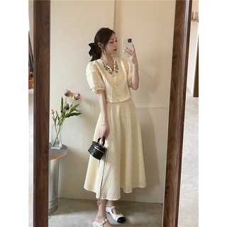 SET ÁO CỔ THÊU HOA KÈM CV MIDI