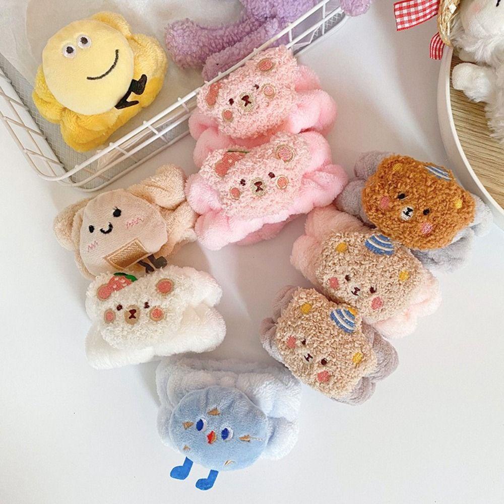 Băng Đeo Cổ Tay Bằng Lông Cừu San Hô Thấm Hút Nước Chống Nước Dễ Thương