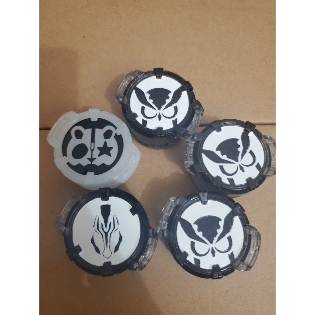 Core ID Kamen Rider Seri Kamen Rider Geats Resin - Kamen Rider Geats