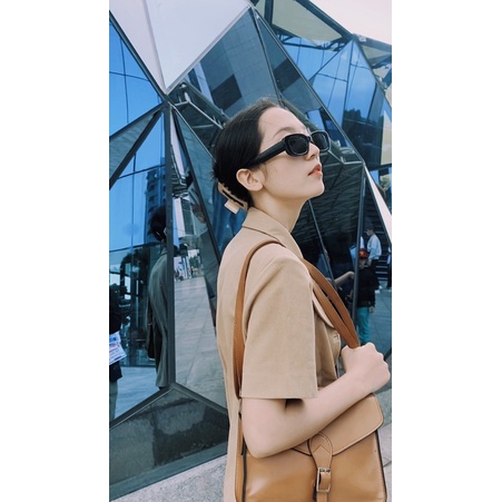 Áo blazer ngắn tay màu be nâu