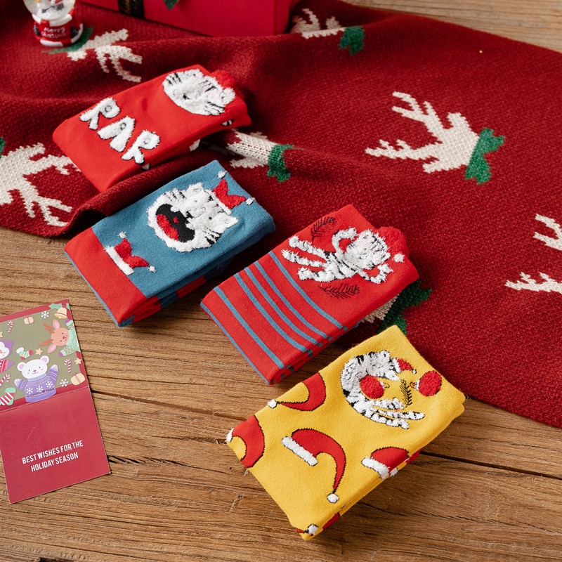 Set 4 đôi vớ WAFNHA màu đỏ họa tiết Giáng Sinh năm mới thời trang dành cho nữ