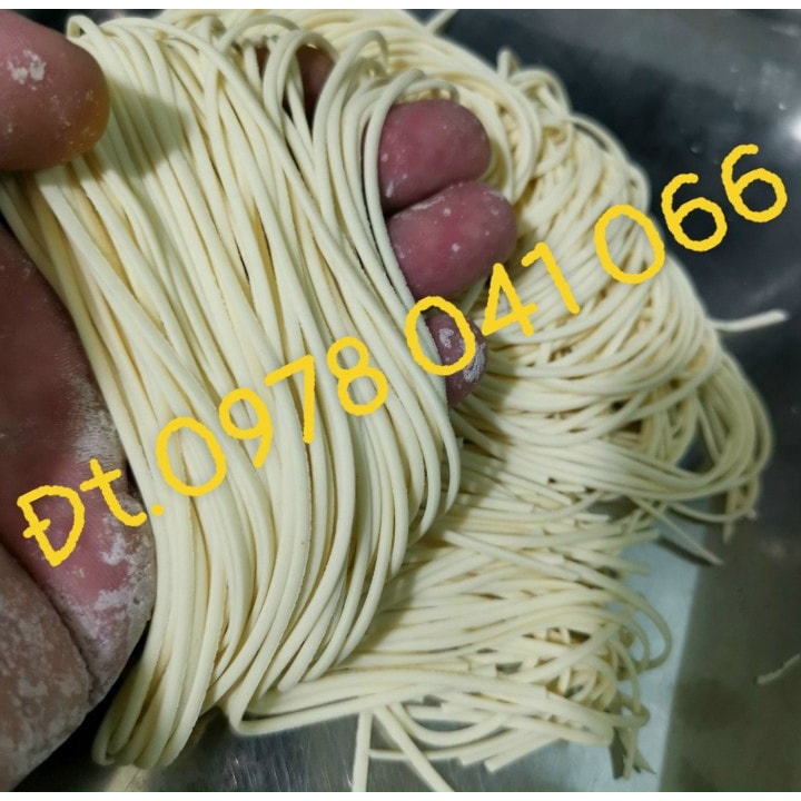 Máy Cán Bột, Cắt Mì Làm Mì Tươi Chạy Điện FKM200