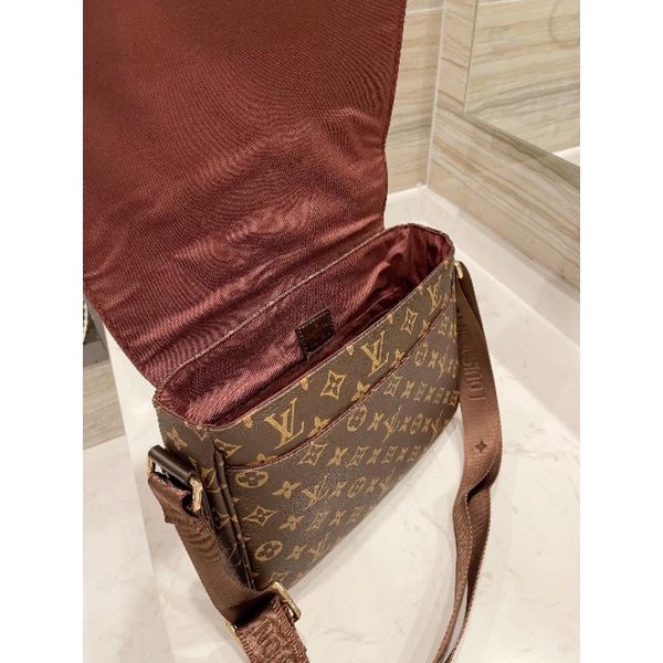 Túi (cặp)nam hàng super sz26x22cm họa tiết 4 màu phom phồng đẹp fullbox nam châm