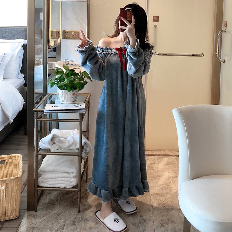 Đầm Ngủ Chất Nỉ Dày Dặn Giữ Ấm Thiết Kế Dễ Thương Thời Trang Thu Đông Cho Nữ