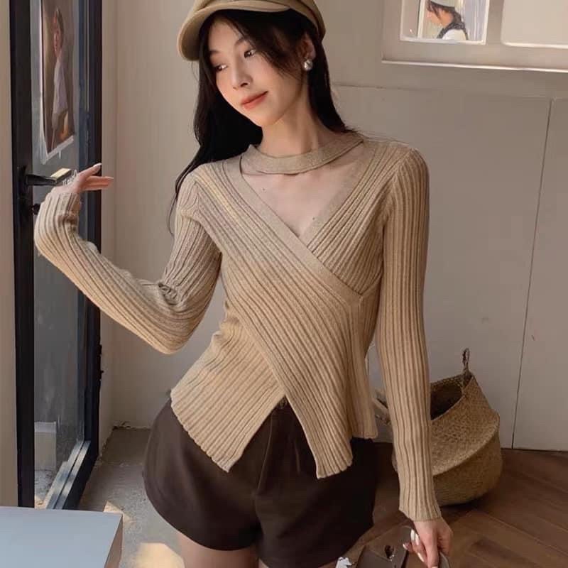 ÁO LEN VẠT CHÉO DÂY CỔ CHOKER SIÊU XINH