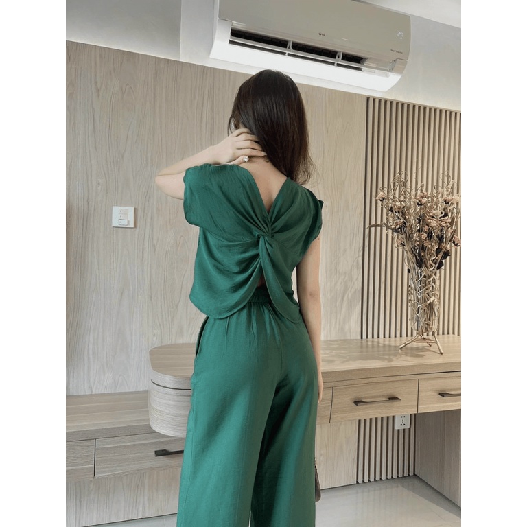 SÉT ĐŨI CHÉO LƯNG SÉT ĐỒ QUÝ PHÁI KHIẾN NÀNG CỰC CUỐN HÚT TRONG MẮT MỌI NGƯỜI UP