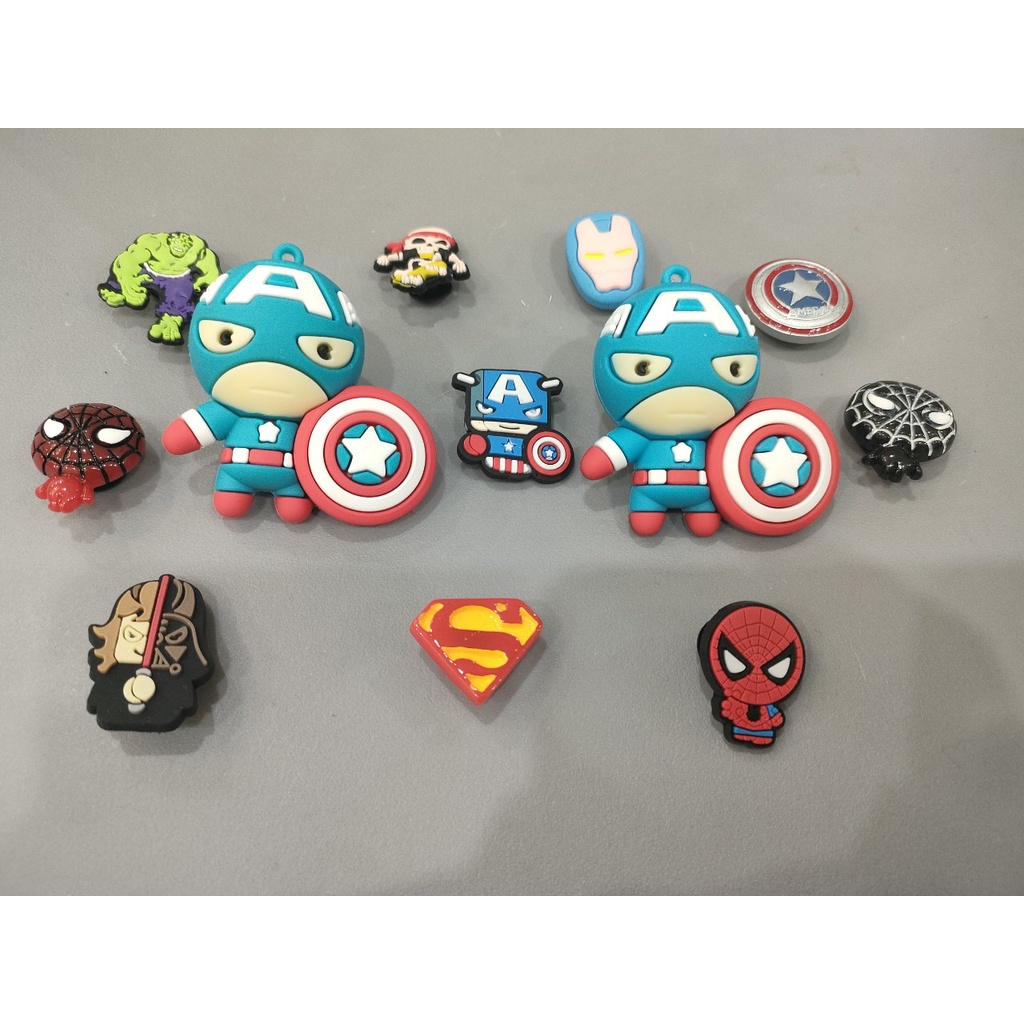 Set Charm Gắn Dép siêu nhân cap (2 charm to + 10 charm bé)