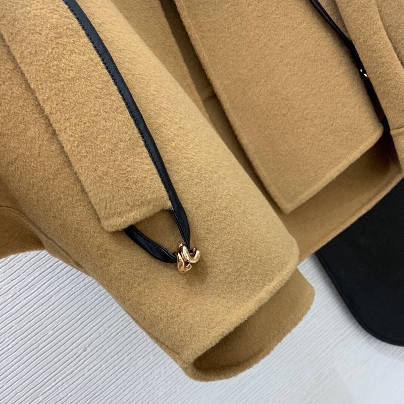 Áo khoác cánh dơi, áo khoác len dáng ngắn viền da Burberry BBR cao cấp