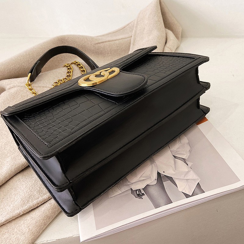 Túi Xách Nữ đeo chéo dáng hộp GC nhiều ngăn dây xích đeo kẹp nách.