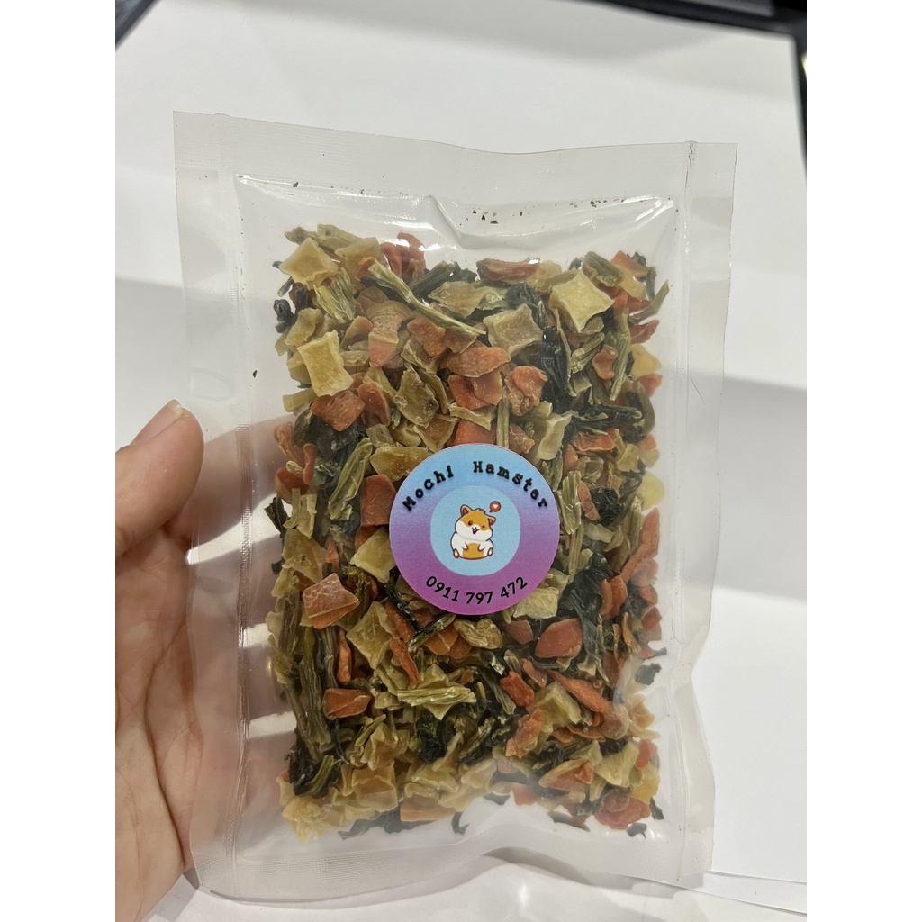 Rau củ sấy lạnh cho hamster . Salad rau củ