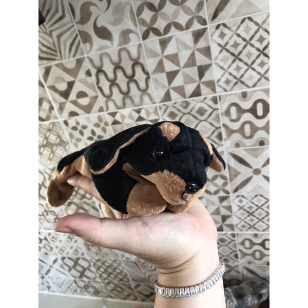 Nhồi bông hình chú chó hãng Ty