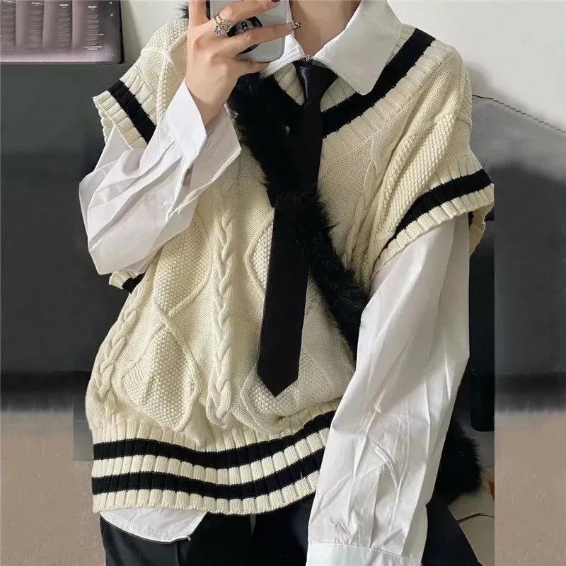 SET ÁO GILE VIỀN ĐEN KÈM ÁO SƠMI TRẮNG đơn giản nữ sinh Hàn mùa thu