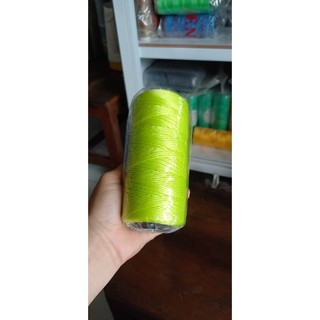 Sợi thô móc túi xách, nón, giày dép màu xanh lá