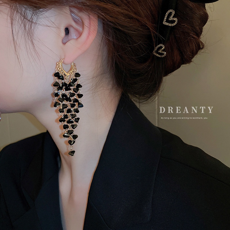 Bông Tai Hình Học Đính Pha Lê Đen Phối Tua Rua Phong Cách Âu Mỹ Sang Trọng Thời Trang