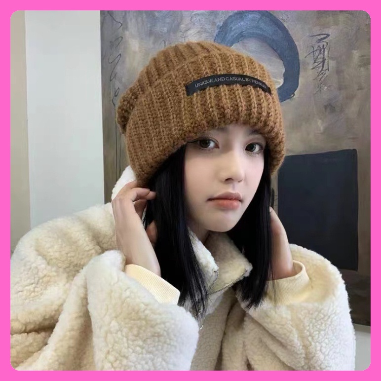 Mũ len unisex màu trơn đính tag chữ thời trang nón len dáng ngắn nhiều màu cho nam nữ chụp ảnh nhóm/cặp đôi cực độc lạ