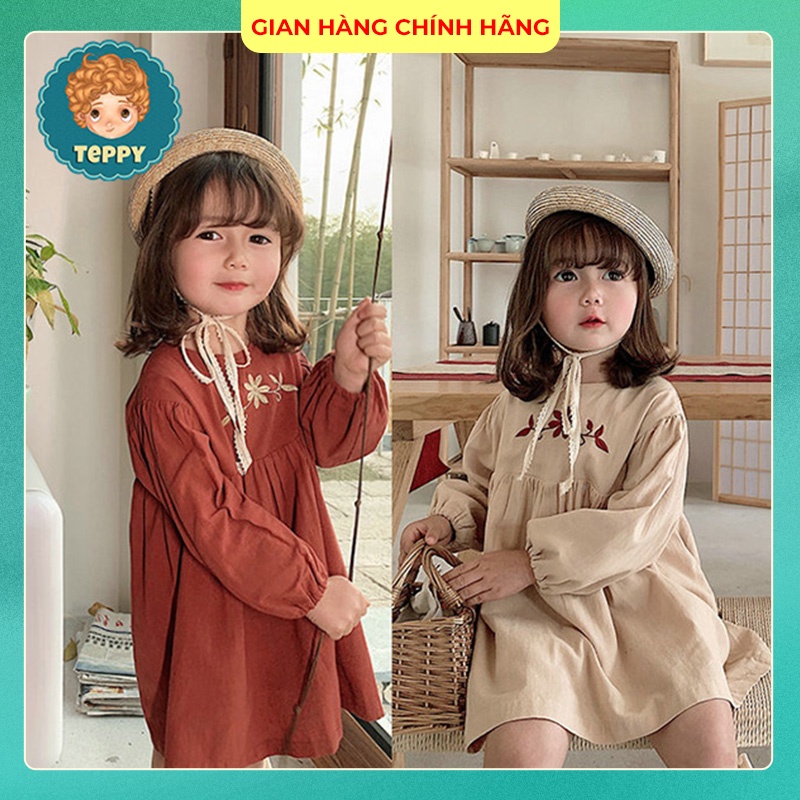 Đầm vintage thêu hoa cho bé