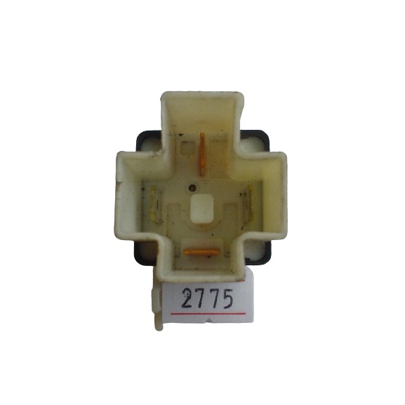 Thân tròn Toyota Nd Relay 4 chân (12V)