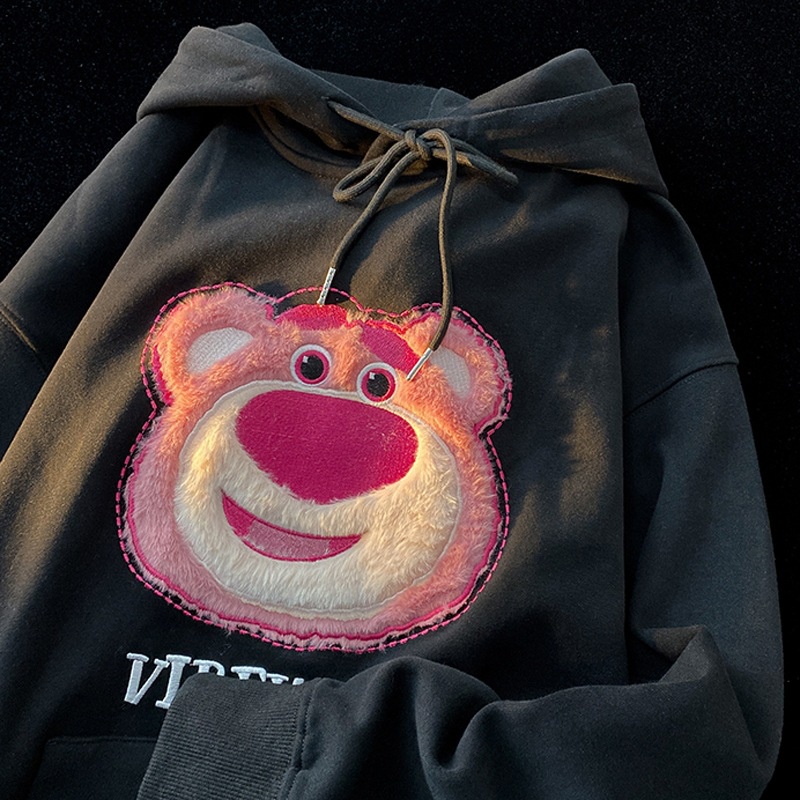 Áo Hoodie Dài Tay Thêu Hình Gấu Dâu Tây Disney Đáng Yêu | BigBuy360 - bigbuy360.vn