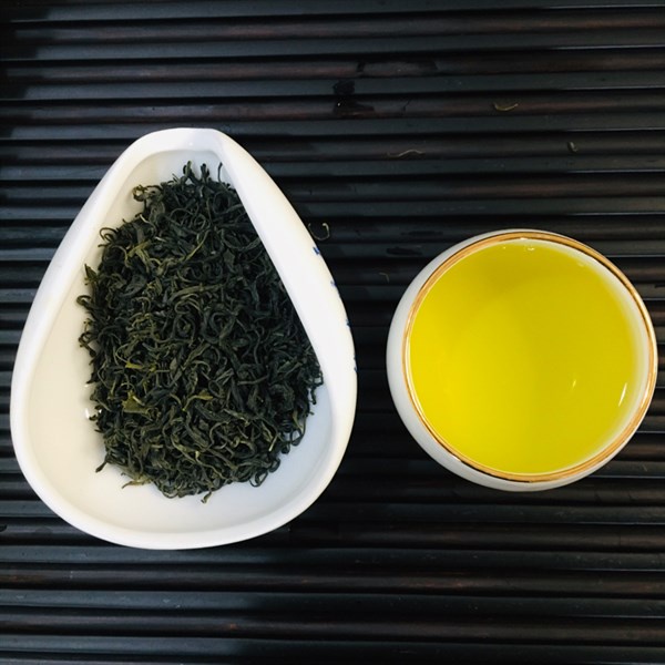 Trà móc câu Tân Cương, Thái Nguyên - Nước xanh, hương cốm, hậu ngọt sâu