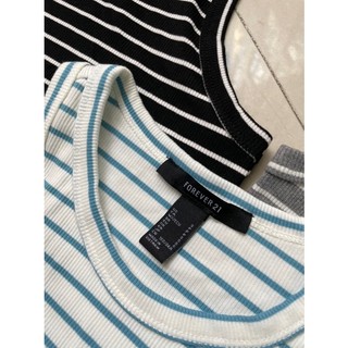 Áo tank top f21