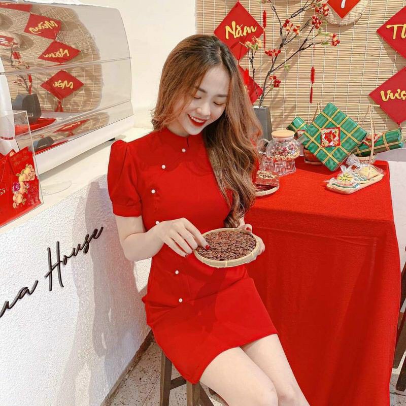 Đầm ngắn cổ tàu đóng cườm ba màu đỏ, vàng, hồng kiểu đầm dự tiệc, đi chơi lễ thời trang nữ ARAVA FASHION