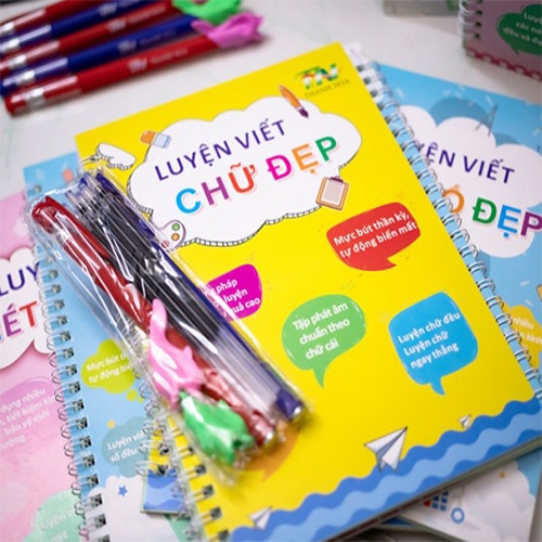 Combo 3 Tập viết TỰ XÓA nét LÕM kèm bút tự bay màu cho bé luyện dễ dàng