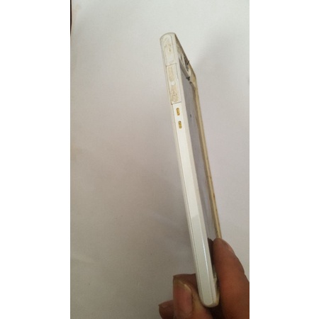 Khung xương Sony Xperia Z màu trắng đã qua sử dụng