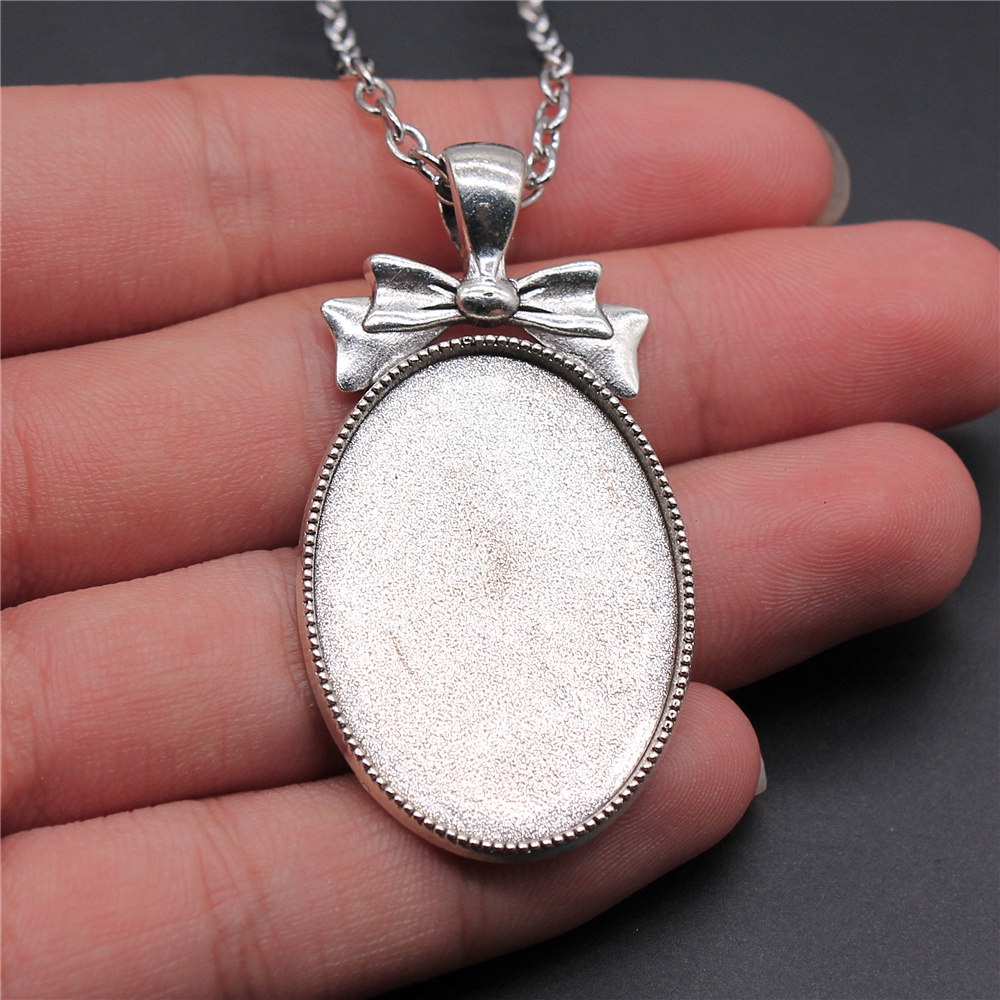 1 Dây Chuyền Mặt Oval Đế Đá Quý Hình Chữ Nhật Cho Nữ