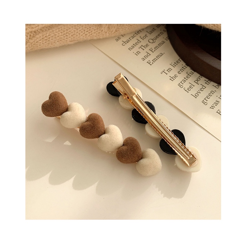 (MớI) Kẹp TóC HìNh TráI Tim ĐíNh Lông Nhung Xinh XắN