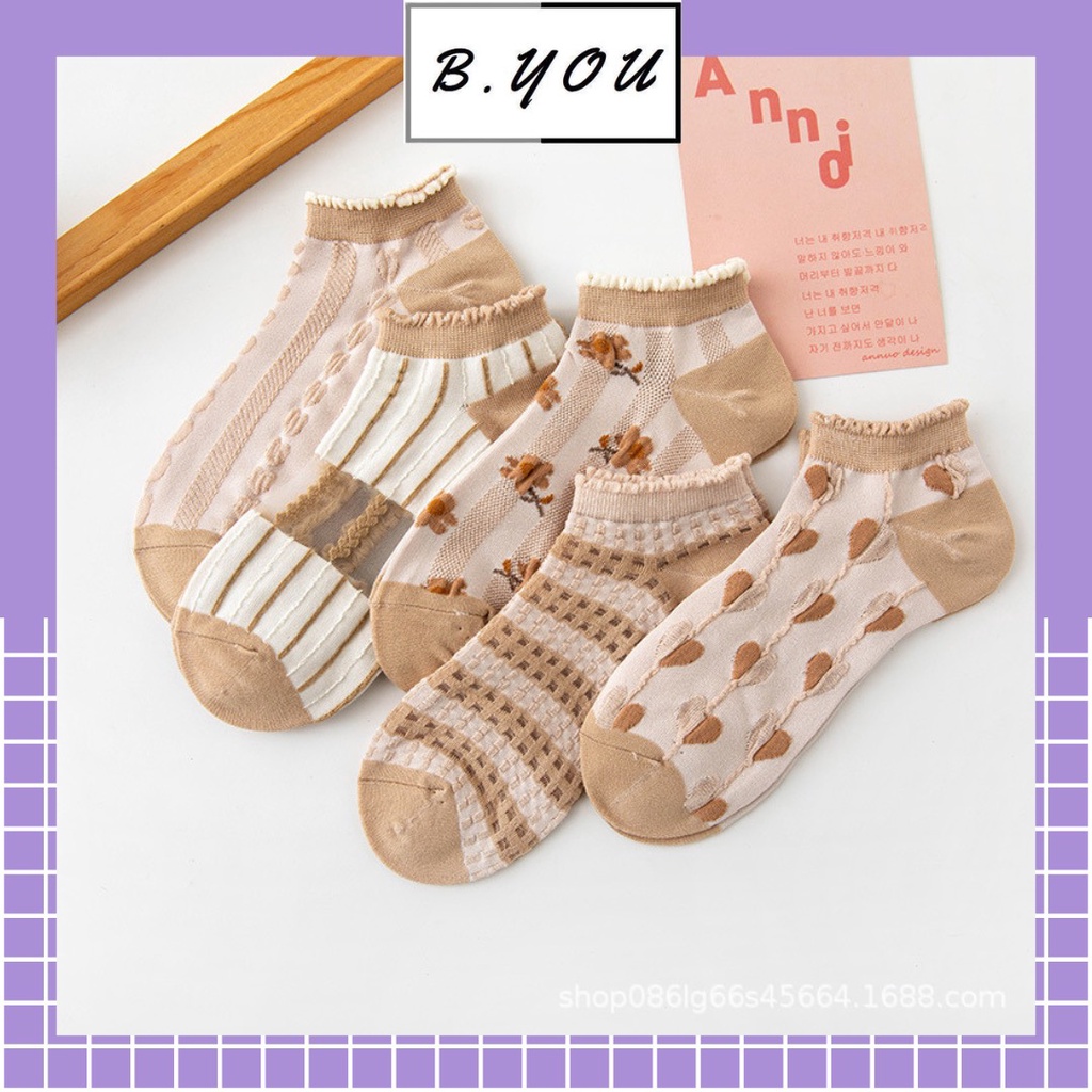 Tất nữ cổ ngắn tone màu nâu vintage, họa tiết vân nổi, phong cách nhẹ nhàng, chất liệu thoáng mát, thấm hút mồ hôi