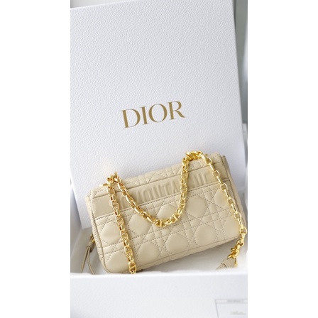 Túi Xách Dior Caro Bag Small Trắng Đen Be Xanh Size 20  -  By Anh Dinh Phuong