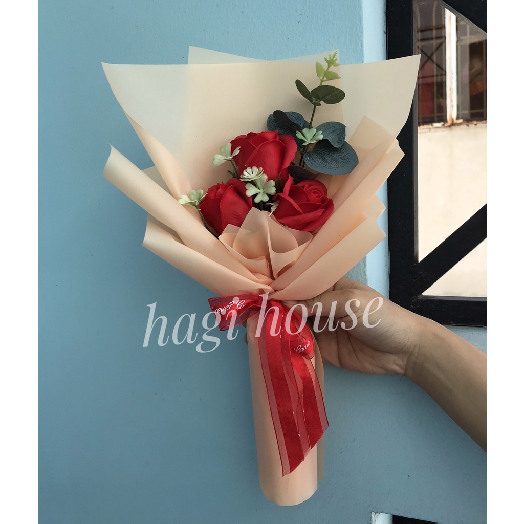 Hoa sáp thơm 3 bông bó i hình, hàng sẵn, dùng làm quà tặng ngày sinh