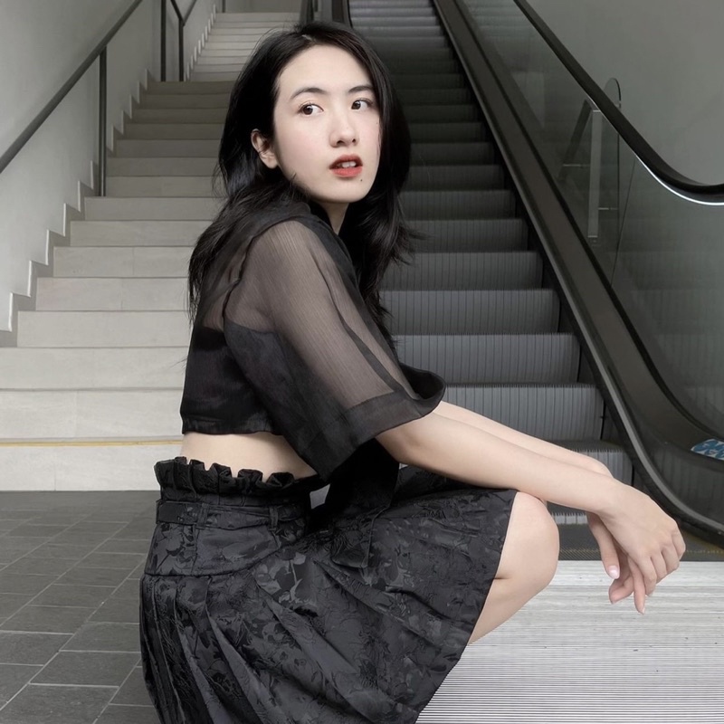 Áo hanbok hàn quốc kiểu croptop dễ thương kèm áo hai dây trong