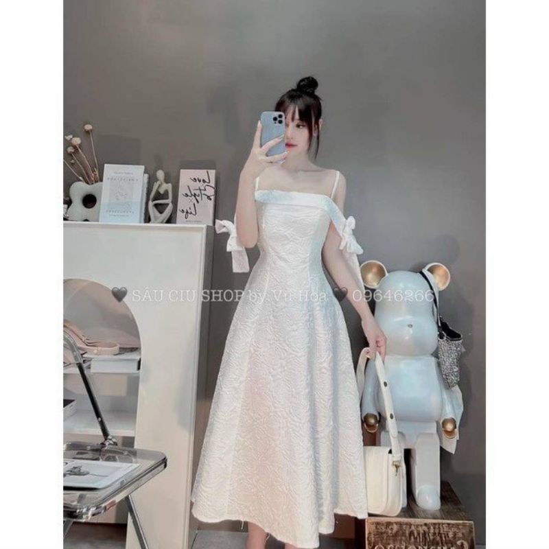 VÁY ĐŨI HOA XỐP 2 DÂY TRỄ VAI