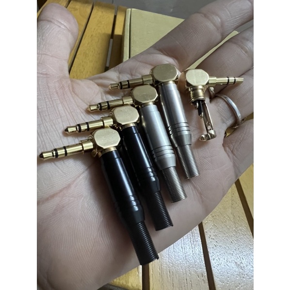 Jack 3.5 cong bẻ góc cao cấp mạ vàng