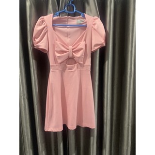 Váy hồng oasos auth thanh lý 350k size s ro dưới 68