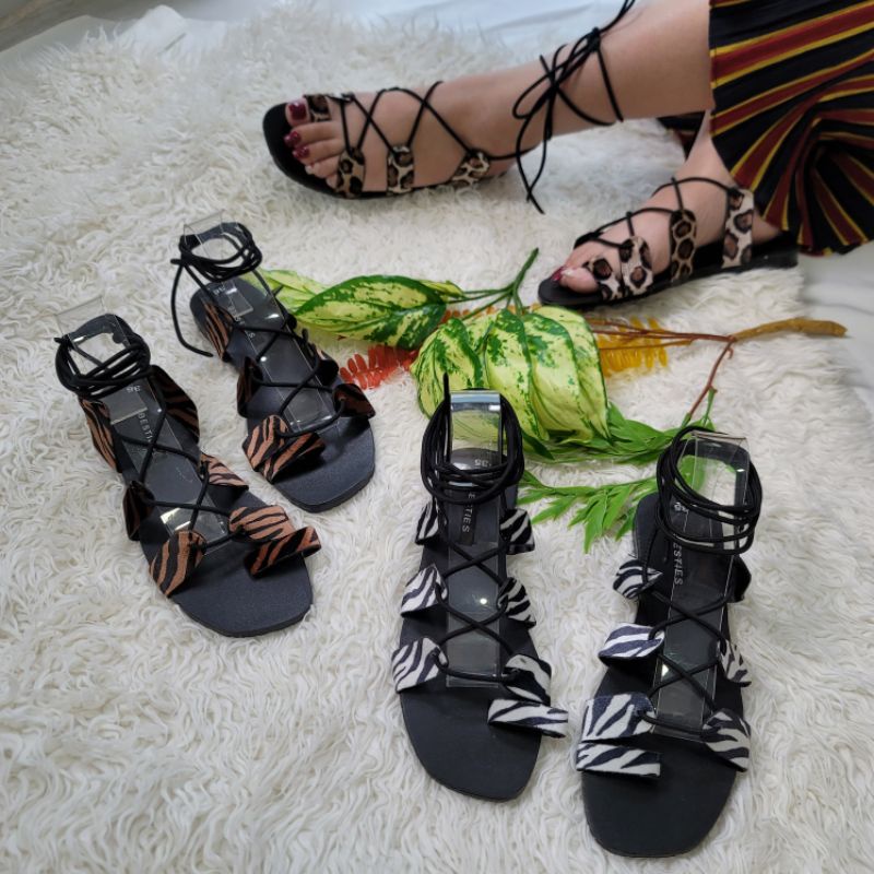 GIÀY XỎ NGÓN THẮT DÂY