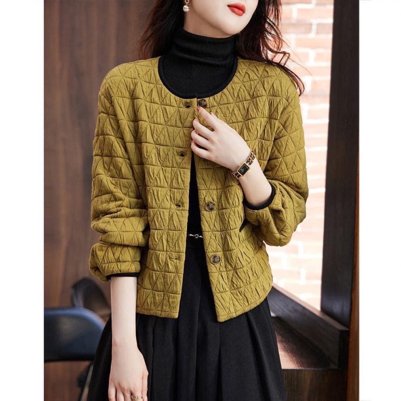 Áo khoác cổ tròn Trần Trám
