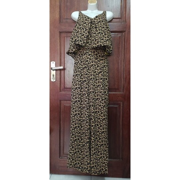 mẫu jum này bcho các chị đi chơi đi dạo quá đẹp luôn nè, chất liệu mango caocấp mặc mát có size cho chị em từ 50 đến 65
