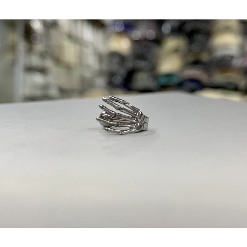 KHUYÊN TAI HÌNH BÀN TAY ĐỘC LẠ CỰC CHẤT