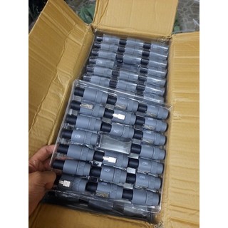 Rắc loa speakon newtrik màu ghi