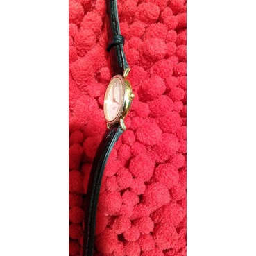 Đồng hồ nữ guyvenchy hàng si