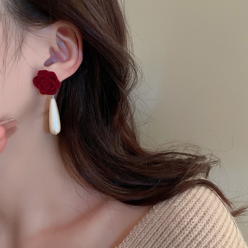 Bông Tai Hoa Hồng Đính Ngọc Trai Màu Đỏ Rượu Phong Cách Trung Quốc Cổ Điển Mừng Năm Mới