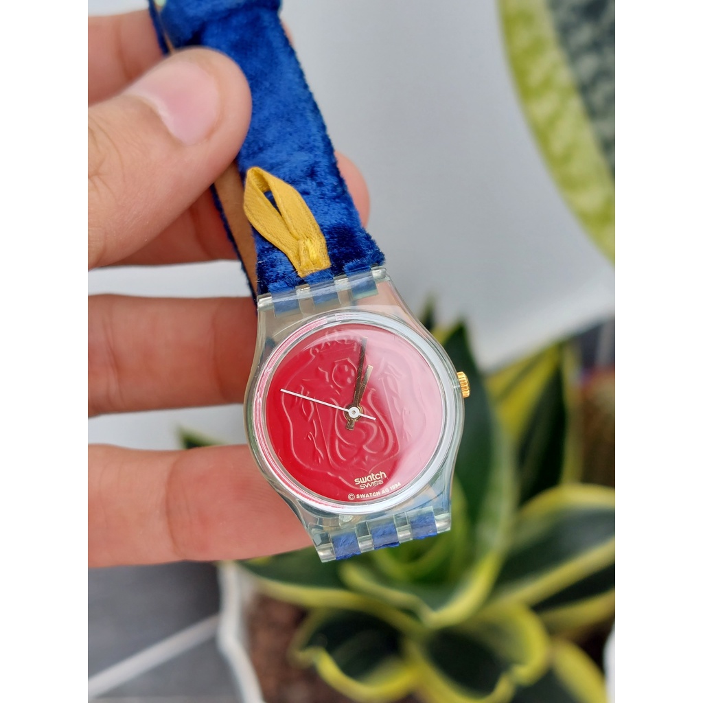 Đồng hồ Thuỵ Sĩ nữ Swatch mặt đỏ chạy pin hàng Si