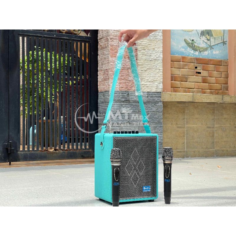 Loa Xách Tay karaoke Bluetooth Azpro 366 Mẫu Mới Bass 15cm 1 Trung 1 Treble 2 Mic Chống Hú