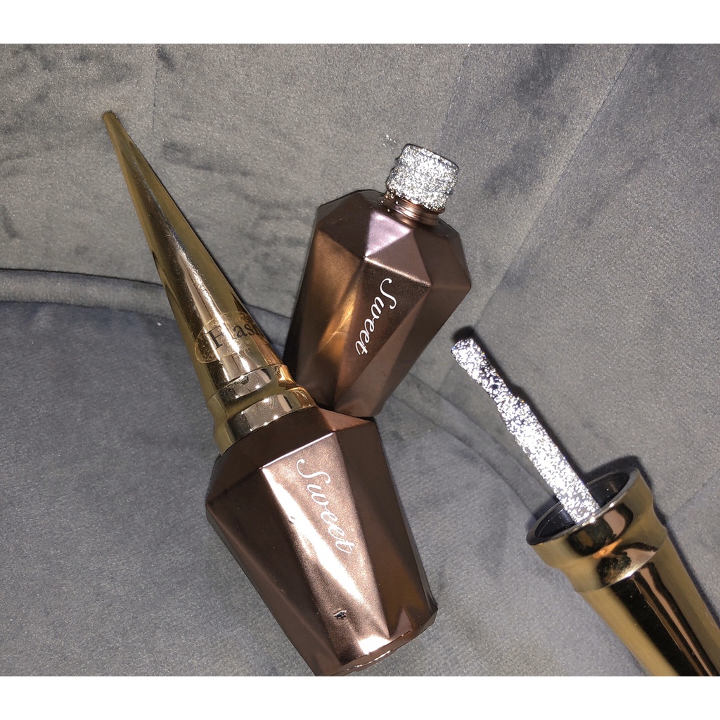 Chai Sơn Nhũ Flash Siêu Sáng 15ml