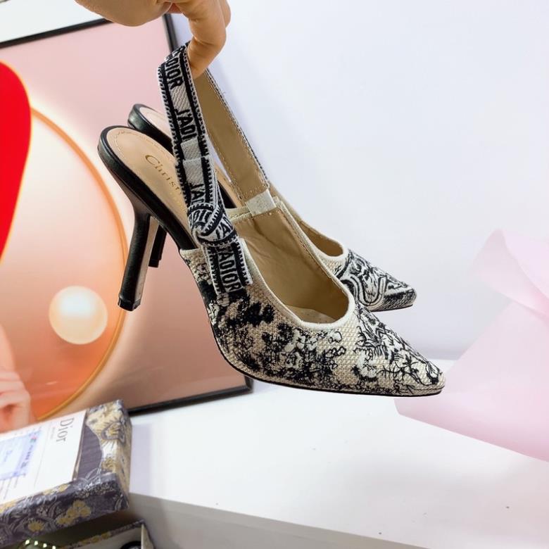 Sandal Dior Hoạ Tiết Xanh Full Size 35-39  -  By Anh Dinh Phuong