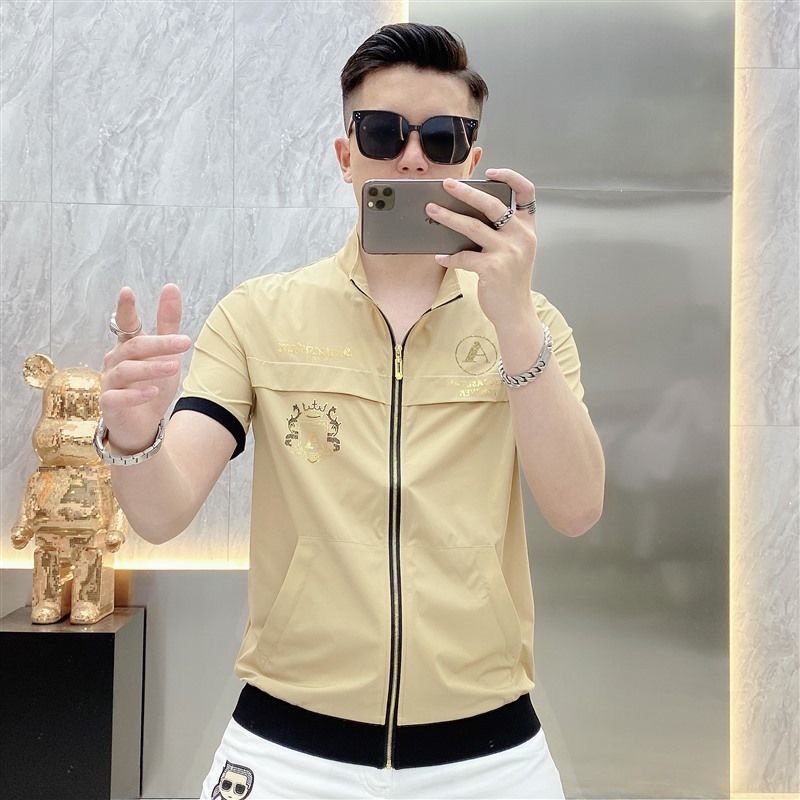 Áo Thun Tay Ngắn Có Khóa Kéo Và Giá Đỡ Hiệu Gucci Thời Trang Mùa Hè 2022 Cho Nam