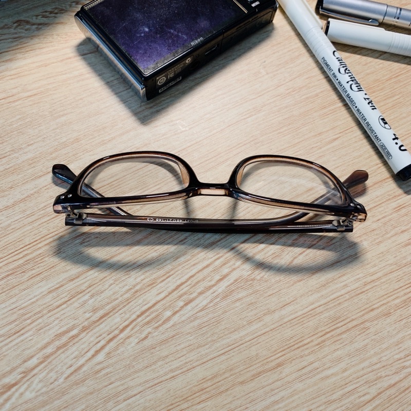 Pass gọng kính ánh đỏ dâu new unisex