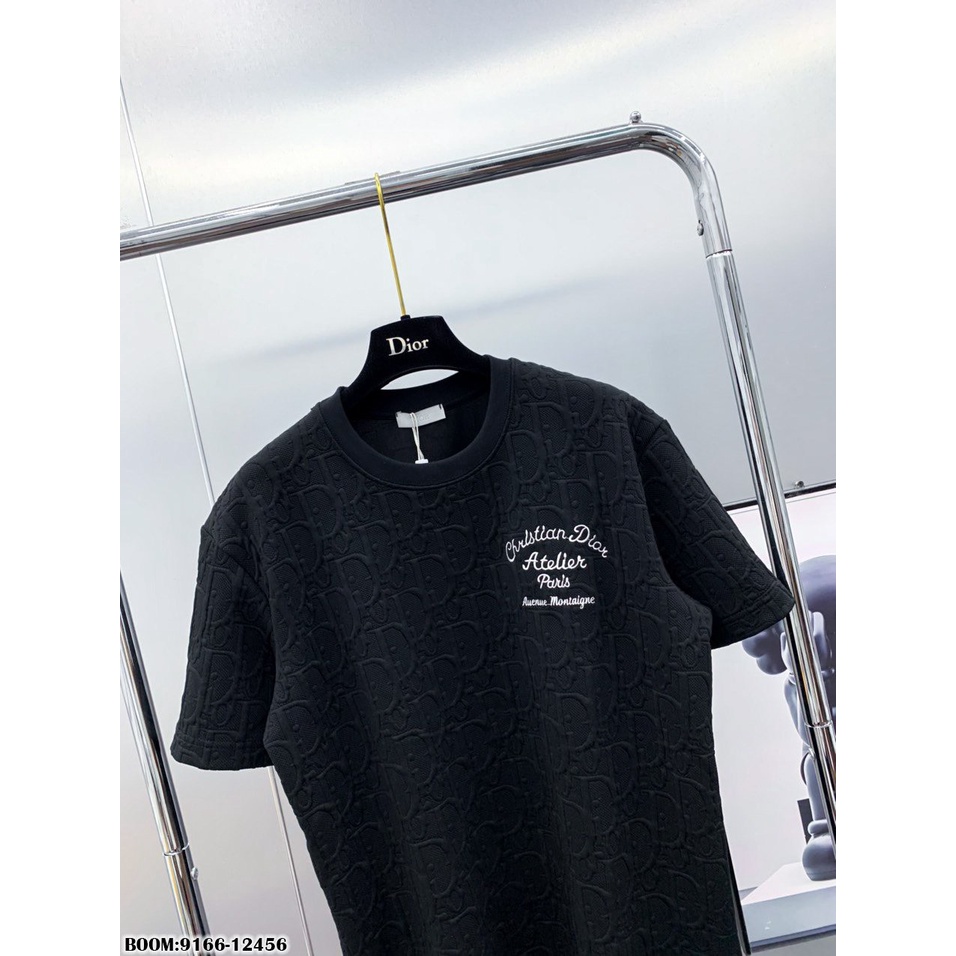 Áo Phông Nam Vân Nổi Thêu Chữ Christian Vải Mát Mịn - Áo Thun Nam DIO Vân Nổi Cao Cấp